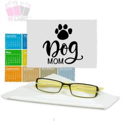 Dog mom mintás szemüvegtörlő kutyás ajandek egyedi neves feliratos