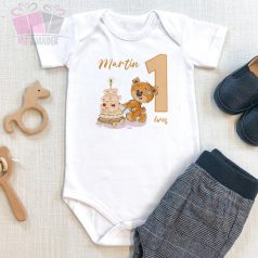 egyedi maci feliratos éves lettem medve bear_mintás_body_saját_névvel-lufi ballons