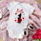 egyedi-neves-szülinapi-body-katica bogár -egy-éves-lettem-birthday-ajándek pamut polo