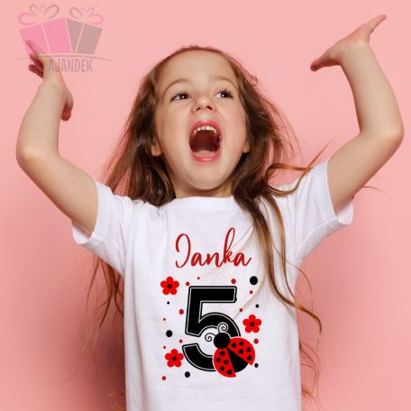 egyedi-neves-szülinapi-body-katica bogár -egy-éves-lettem-birthday-ajándek pamut polo