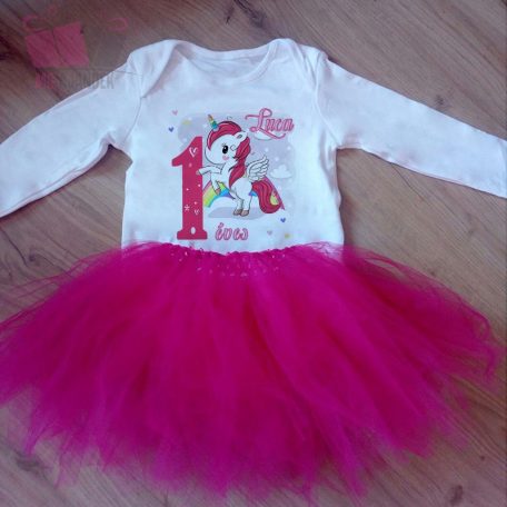 egyedi-neves-feliratos-unikornis egyszarvú-mintás-szülinapi-body-gyermek-póló-mese rajzfilm birthday